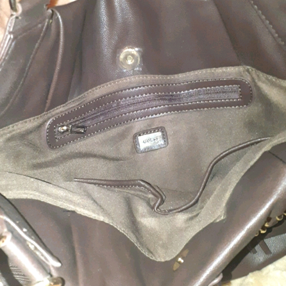 Guess Purse - Picture 3 of 4